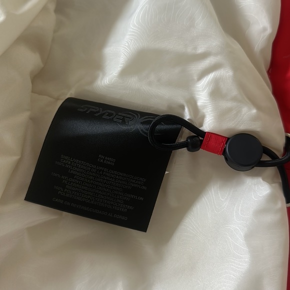 Spyder Axys women’s winter ski / snowboarding coat. Size 4 - Picture 11 of 11